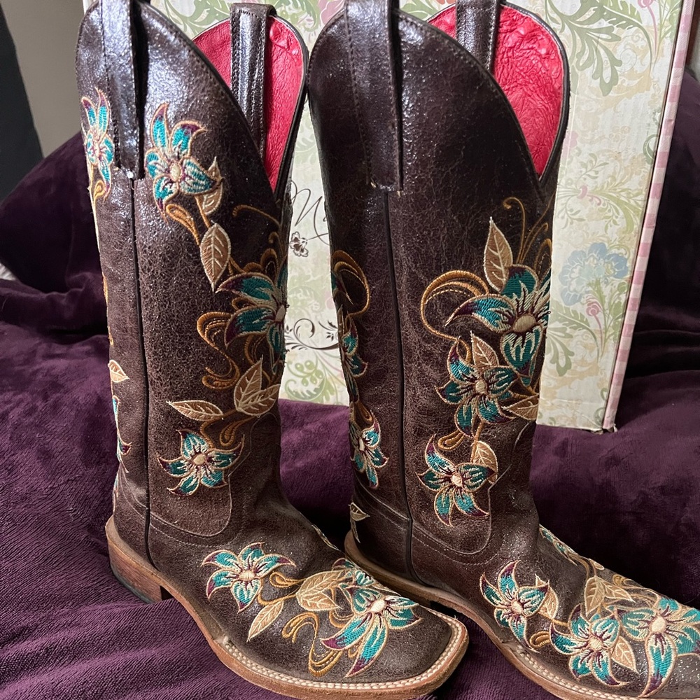 MACIE BEAN Boots M9034 western boots sz 6.5